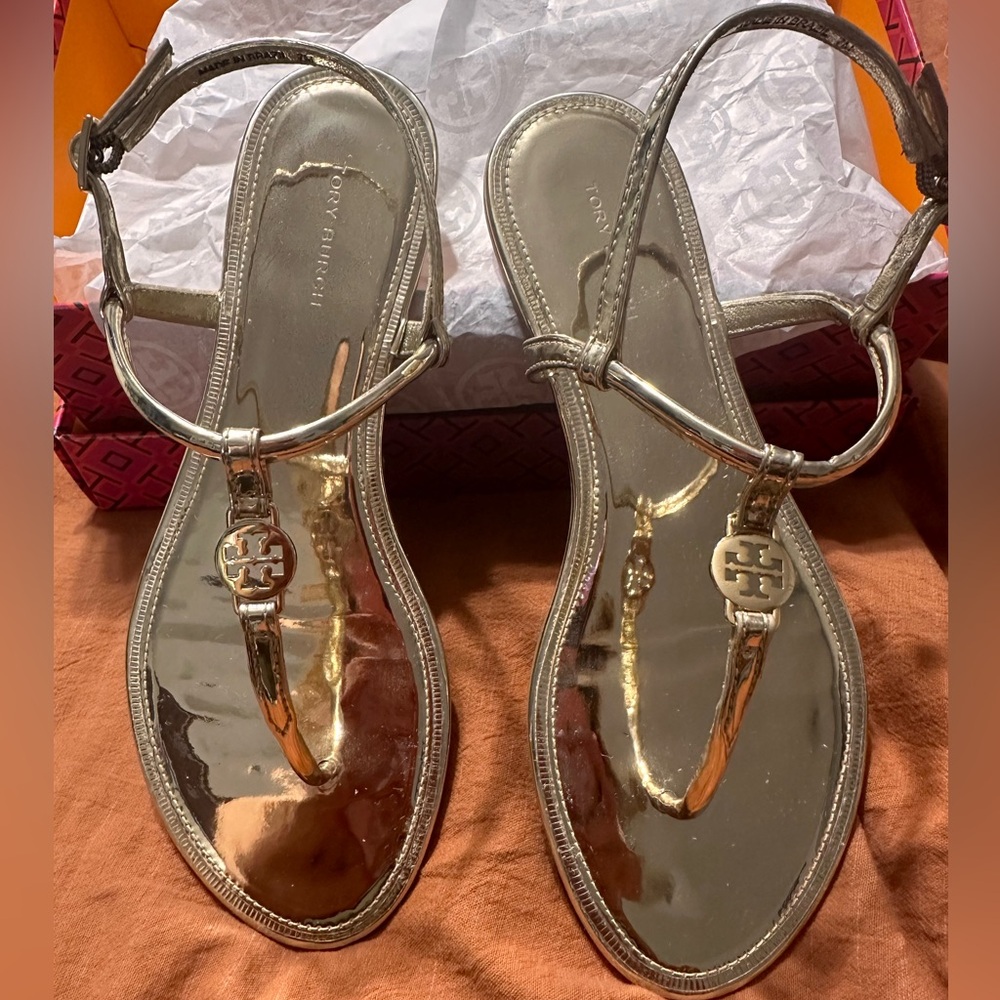 Tory Burch Emmy sandal EUC